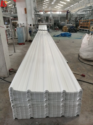 900-1360mm Heat Insulating Trapezoidal Corrugated Tiles Package Gross Weight 2.000kg 1130mmx5900mm